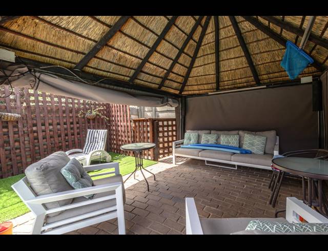 3 BEDROOM HOUSE FOR SALE IN BRACKENDOWNS